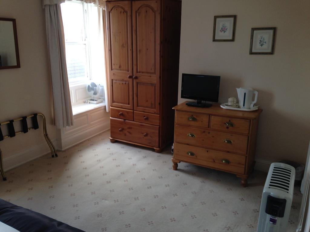 Kirkgate House Hotel Thirsk Room photo