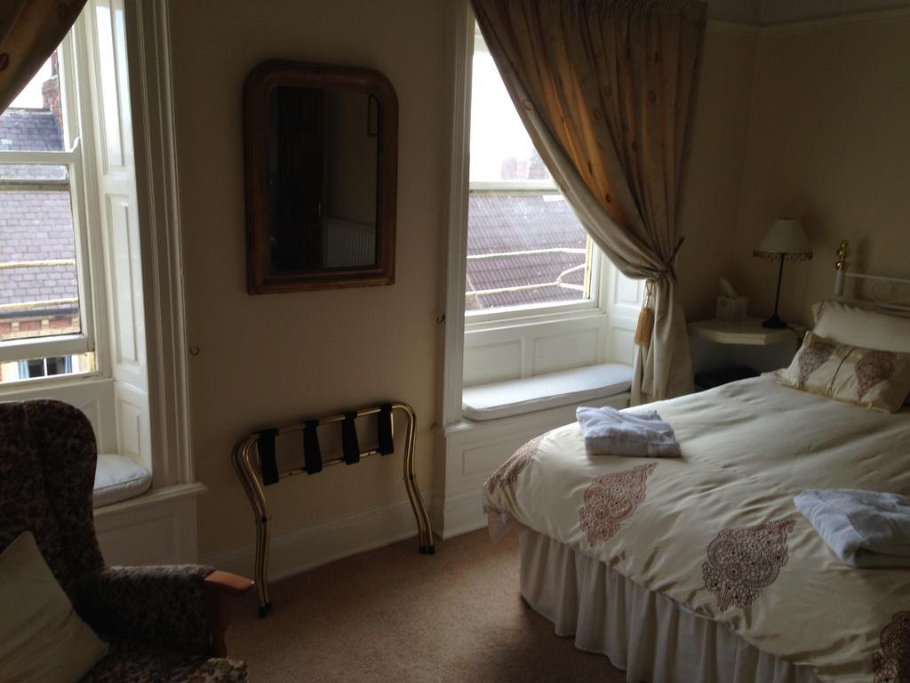 Kirkgate House Hotel Thirsk Room photo